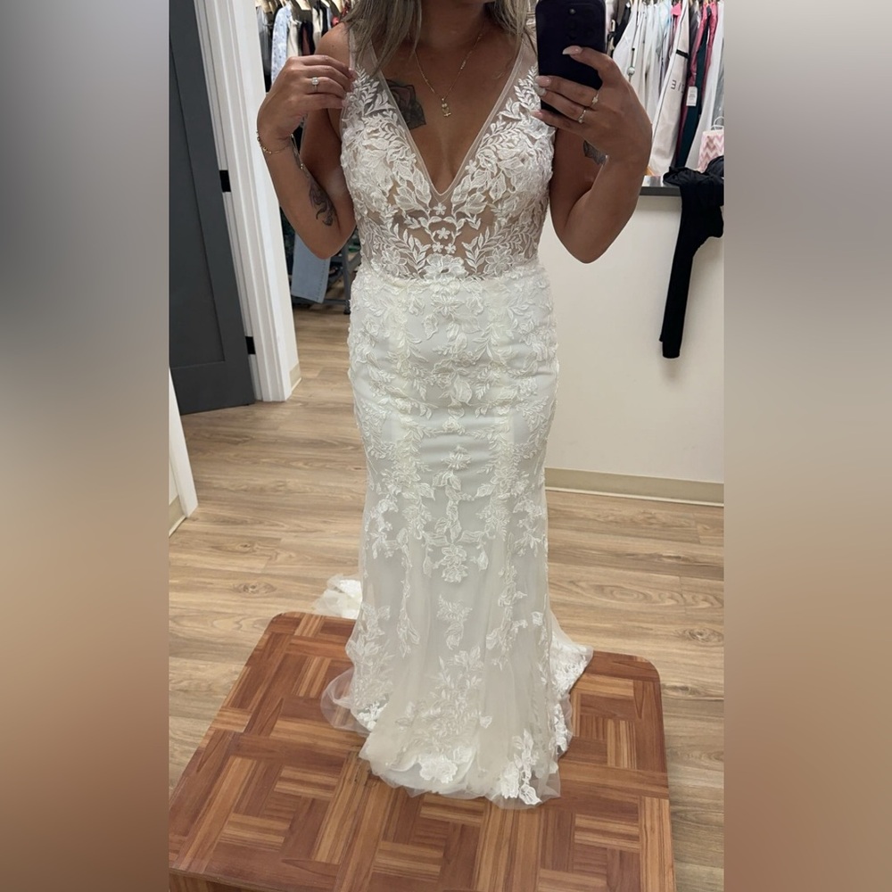 Maggie Sottero Greenley Dress size 6 - Picture 5 of 5